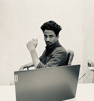 Graphic designer in Kannur